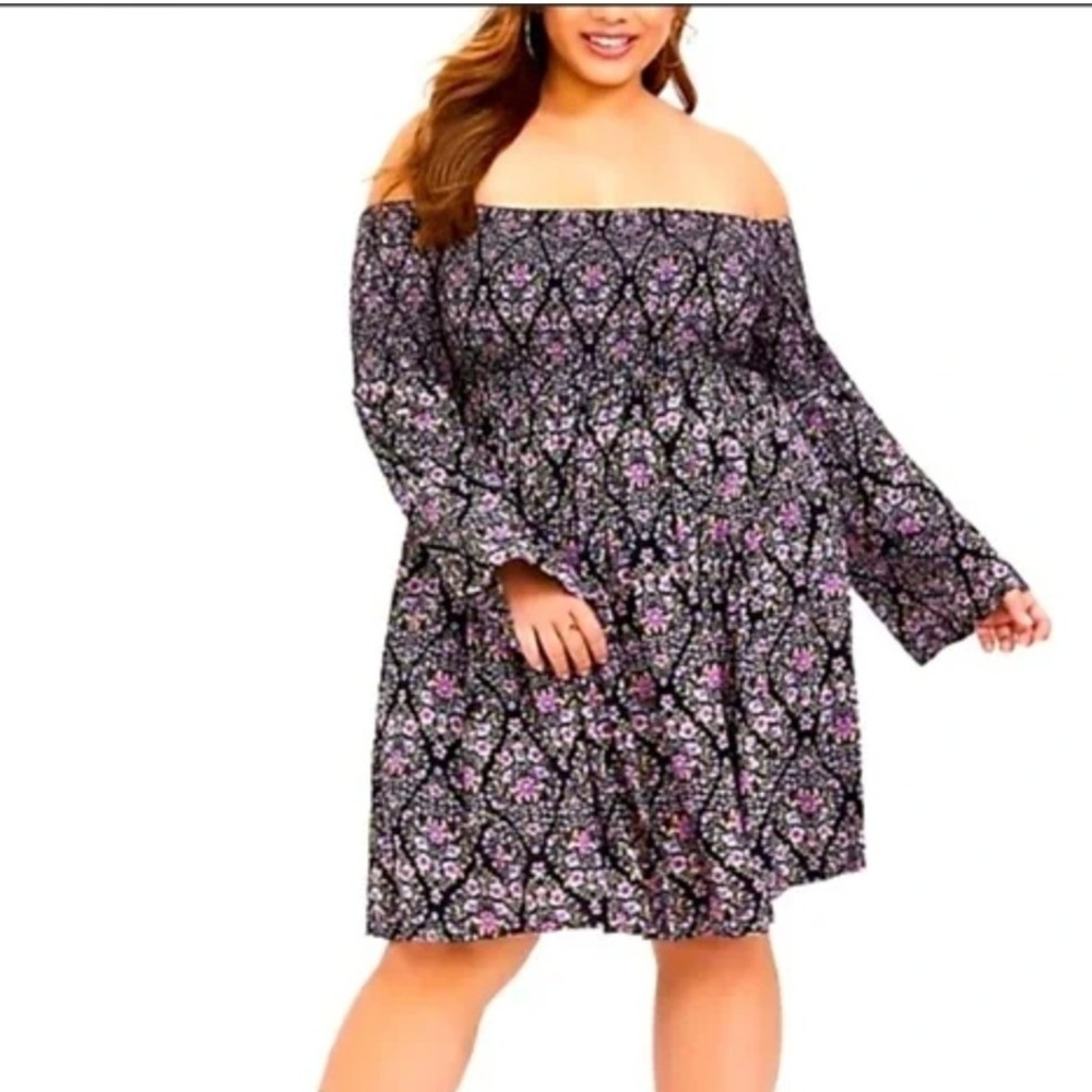 Torrid Floral Bell Sleeve‎ Dress Size XL Smocked Off The Shoulder Rayon